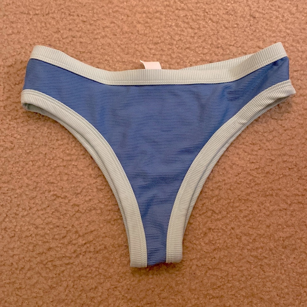 bikini bottoms (top on page) small